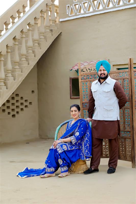 Rattu Studio couple shoot at heritage courtyard Jalandhar